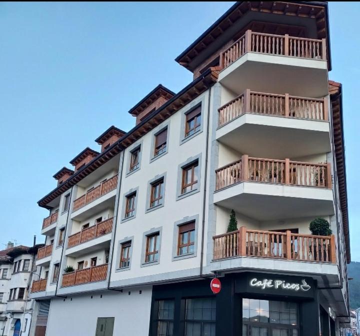Piso La Fuente Apartamento Onís Exterior foto